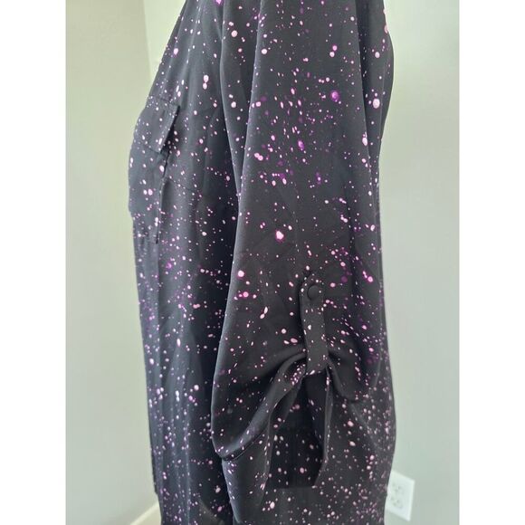 Torrid Black Purple Splatter Print Blouse Roll Tab Sleeve Size 2X Preppy - Picture 3 of 9